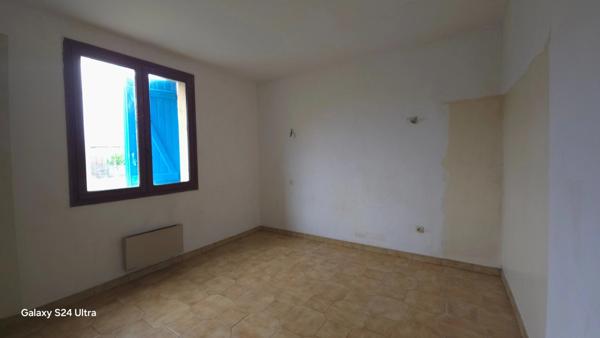 Rare ! Grande villa avec jardin arboré au calme à Coursan 160 m2 environ
