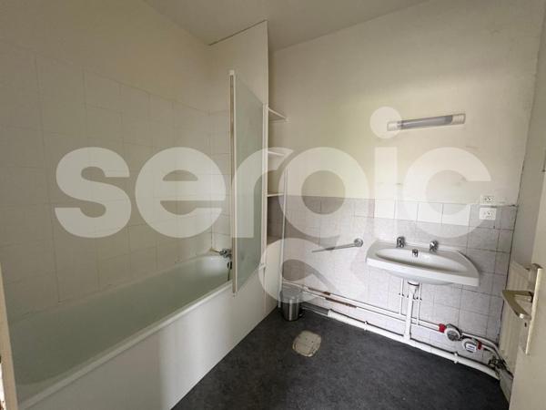 Location 2 Pieces 53 59800 Lille 07 0008 07 0613
