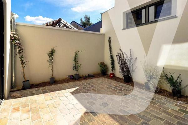 MAGNIFIQUE LOFT AVEC TERRASSE - 5 pièces - Bas Montreuil - 93100 Montreuil - Réf 204