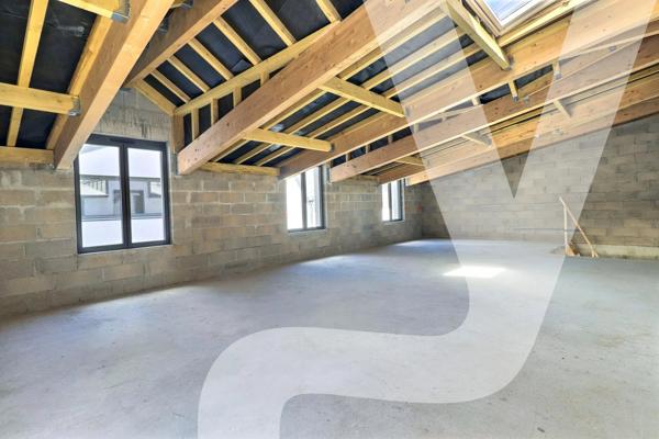 MAGNIFIQUE LOFT AVEC TERRASSE - 5 pièces - Bas Montreuil - 93100 Montreuil - Réf 204