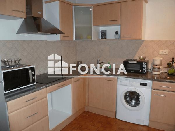 Location Studio meublé 31.71 m² - 14 RUE SAINTE FAMILLE Marseille 13008