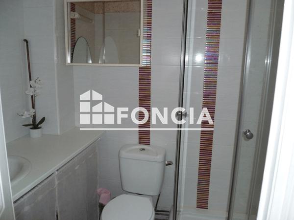Location Studio meublé 31.71 m² - 14 RUE SAINTE FAMILLE Marseille 13008