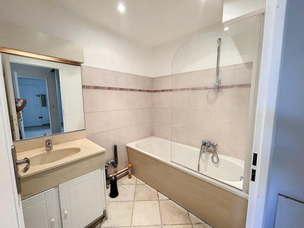 Le Cannet MontJoli - Appartement 3 pièces 63m² - Terrasse sud au calme - piscine - cave