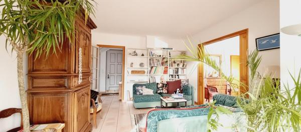 Quartier Mondétour - Maison 130 m² - 4 chambres - dépendance / Habitation