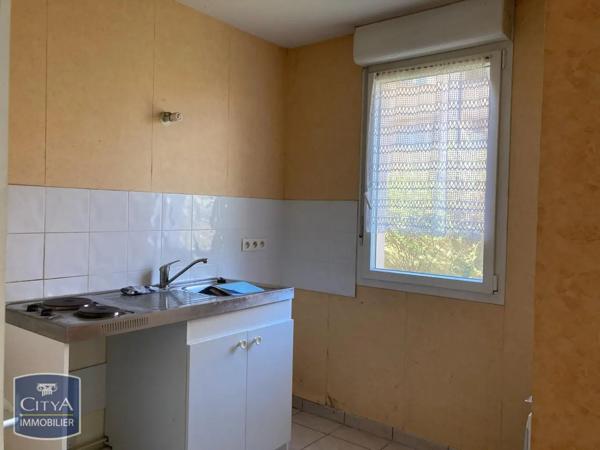 Appartement à louer 2 pièces 58.88m² Autun (71400)