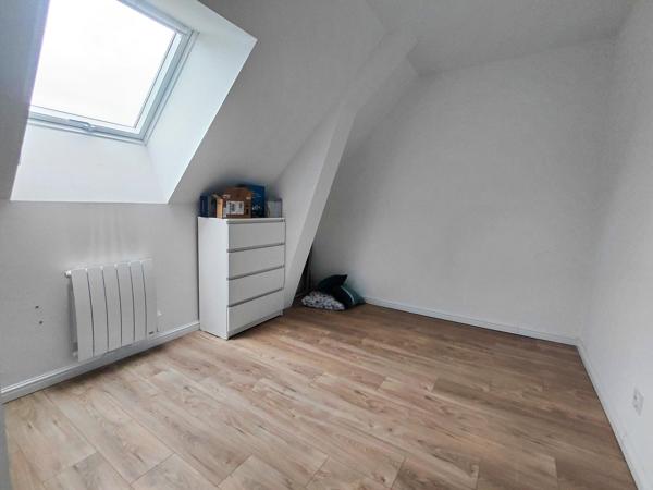 Maison à Fresnay-sur-Sarthe, 72130 - 5 pièces 180m²