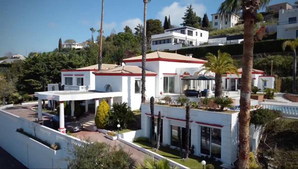 Villa Nice Ouest 665 m2 PISCINE VUE MER