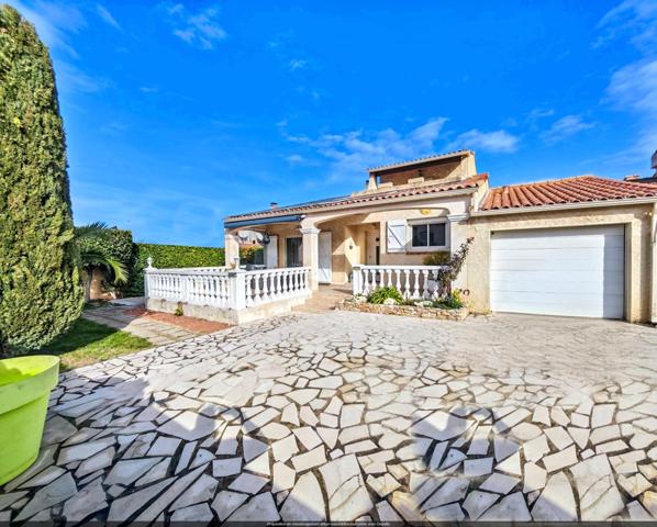 Maison type 6 de 140 m² sur 500 m² de terrain avec piscine et garage