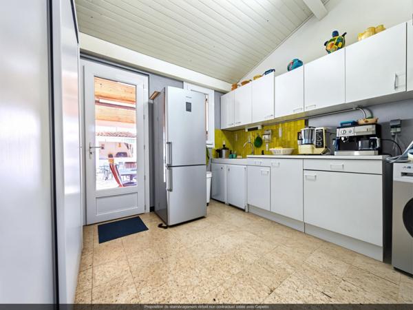 Maison type 6 de 140 m² sur 500 m² de terrain avec piscine et garage