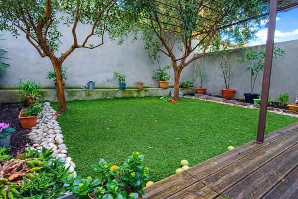 Narbonne (11100) Maison de ville à 10min du centre-ville de NARBONNE.