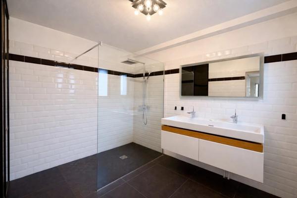 Vente Maison 9 pièces 310 m2 à Brive-la-Gaillarde