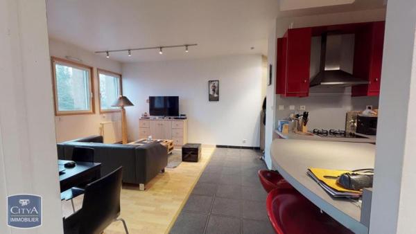 Appartement à louer 2 pièces 56.08m²