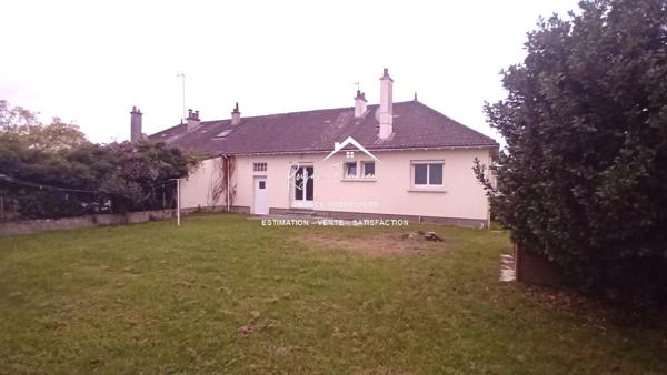 Vue sur la terrasse, avec un bel espace extérieur