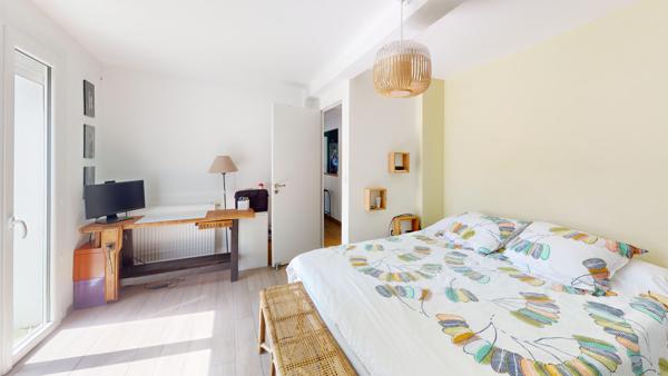 Rare, BALMA, coeur de ville, Appartement T4, grand garage et bureau sous-sol