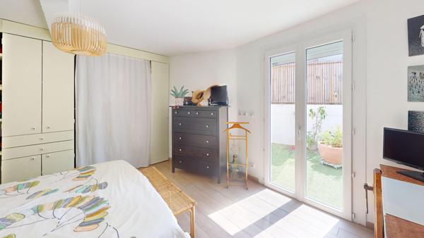 Rare, BALMA, coeur de ville, Appartement T4, grand garage et bureau sous-sol