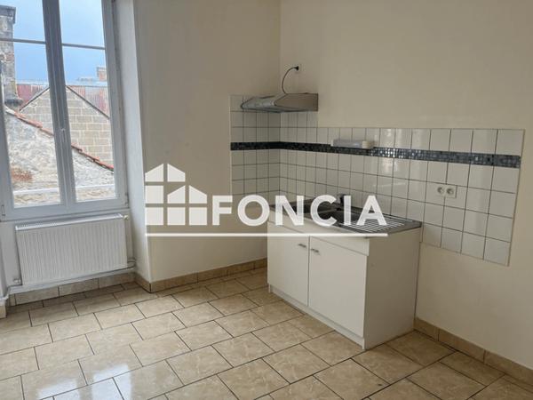 Location Appartement 4 pièces 96.87 m² - 15 RUE DE LA REPUBLIQUE Flers 61100