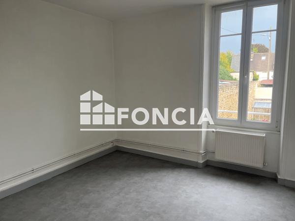 Location Appartement 4 pièces 96.87 m² - 15 RUE DE LA REPUBLIQUE Flers 61100