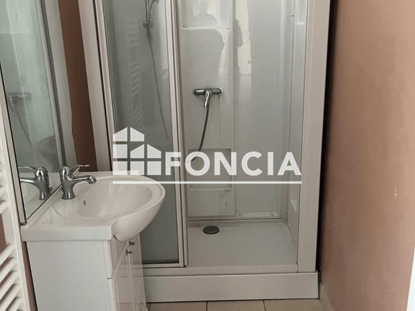 Location Appartement 4 pièces 96.87 m² - 15 RUE DE LA REPUBLIQUE Flers 61100
