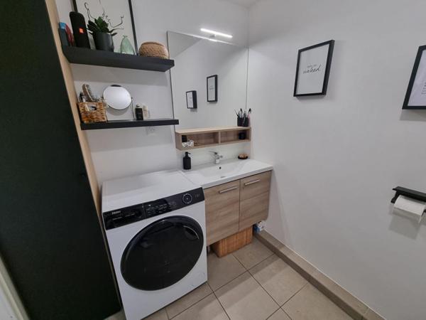 Appartement Grigny Sur Rhone 2 pièces, balcon