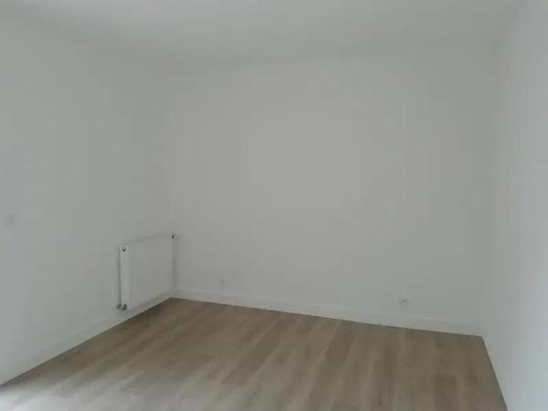 Appartement à louer 2 pièces 44.42m²