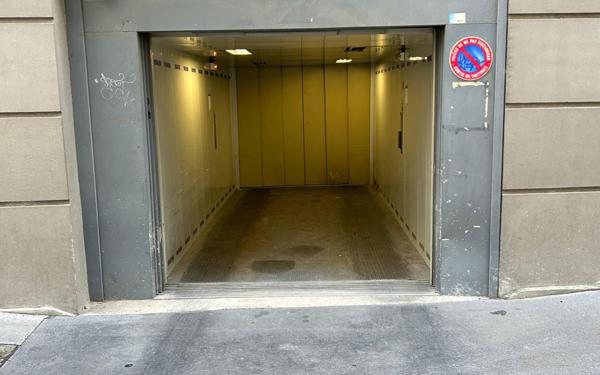 Stationnement à vendre