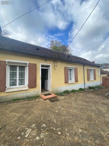 Maison à restaurer à vendre à Yvré-l'Évêque dans la Sarthe (72530), ref : LMY/BO