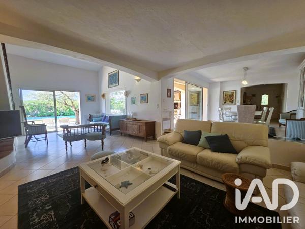 Maison à vendre 6 pièces 173 m² Fréjus