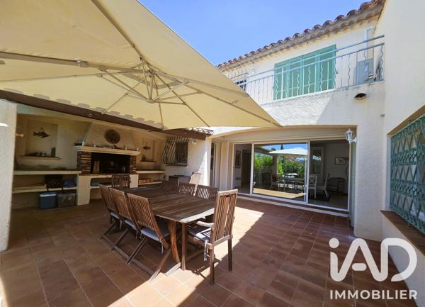 Maison à vendre 6 pièces 173 m² Fréjus
