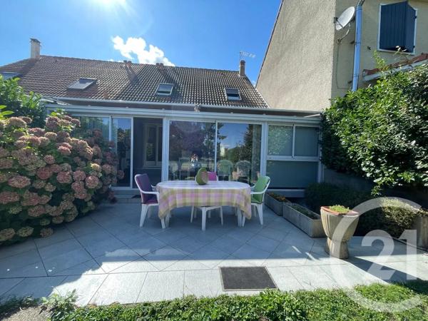 Maison à vendre  4 pièces - 121,90 m 2   FELINES  - 07