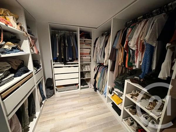 Maison à vendre  4 pièces - 121,90 m 2   FELINES  - 07
