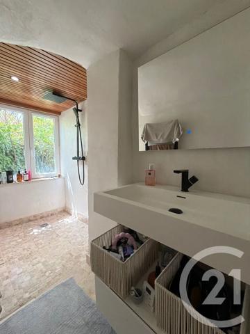 Maison à vendre  4 pièces - 121,90 m 2   FELINES  - 07