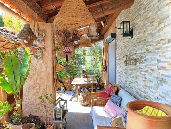Maison - À vendre - 90 m² - SIX-FOURS-LES-PLAGES | The Door Man