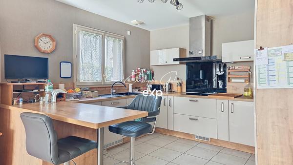 Maison de plain-pied – environ 123 m²