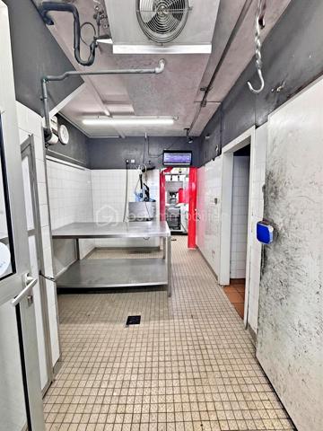 Immeuble mixte de 85 m²