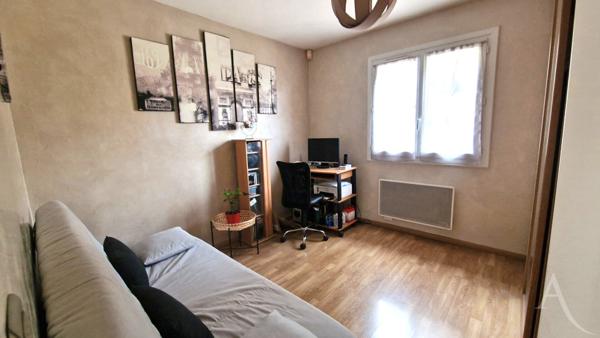 Maison Limay sur S/sol total aménagé 3 chambres et 480m² de terrain