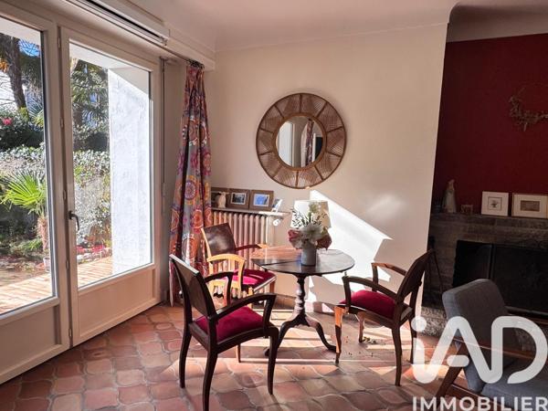 Maison à vendre 7 pièces 241 m² Pau
