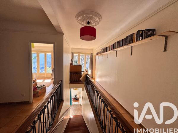 Maison à vendre 7 pièces 241 m² Pau