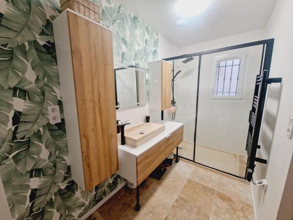 Maison de 130m² sur terrain de 569m² avec piscine