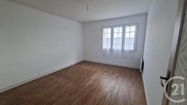 Maison à vendre  5 pièces - 111 m2 FLEAC - 16
