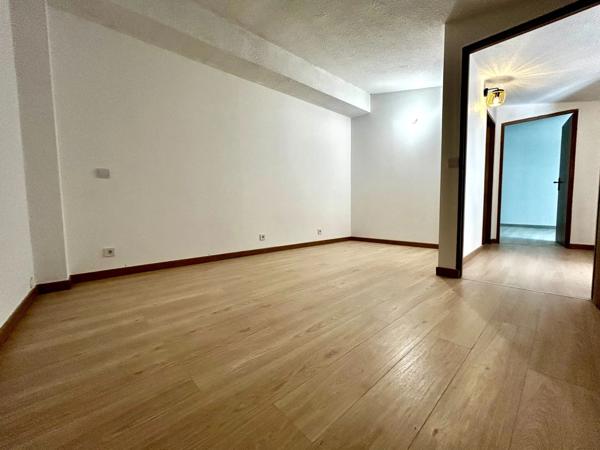 Maison à vendre 5 pièces  (56)