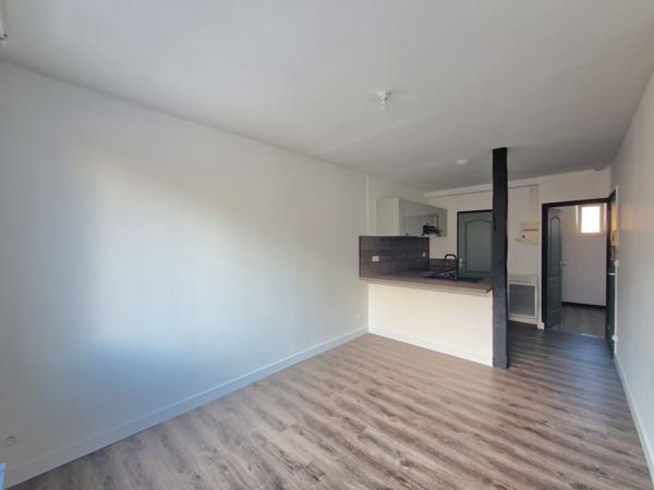 A louer Studio Secteur Curie Calais 28 m2