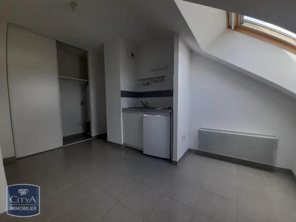 Appartement à louer 1 pièce 19.77m² Saint-Sébastien-sur-Loire (44230)