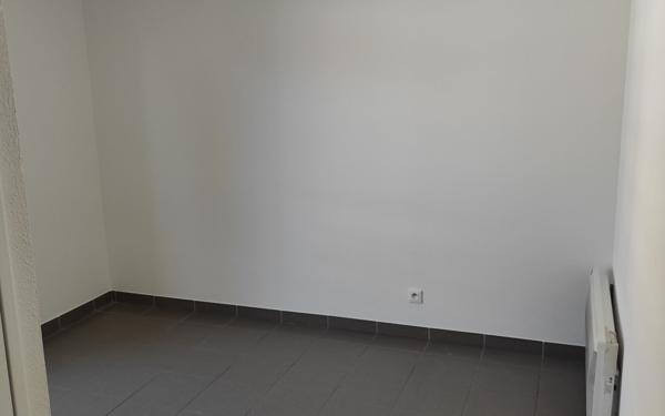 Appartement à louer    1 pièce • 20,11 m2 Saint-Genis-Laval