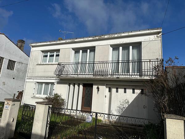 EXCLUSIVITÉ! MAISON INDIVIDUELLE À VENDRE À ROCHEFORT - QUARTIER FAUBOURG