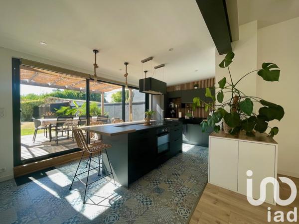 Maison à vendre 4 pièces 125 m² Sainte-Luce-sur-Loire