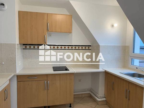 Location Appartement 2 pièces 41.4 m² - 36 RUE DE LA GARE Plaisir 78370