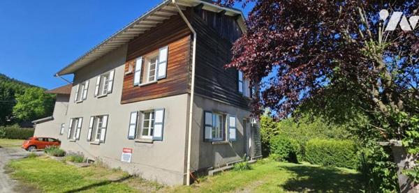 Maison mitoyenne rue calme