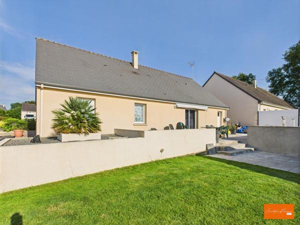 Pavillon de plain-pied tout confort avec piscine – Saint-Fraimbault-de-Prières