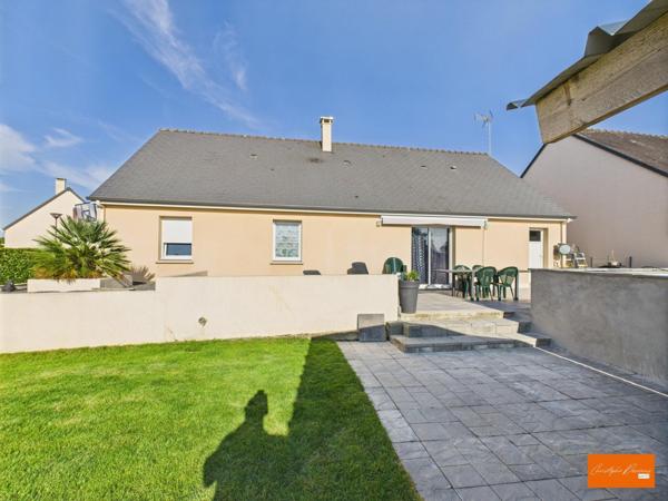 Pavillon de plain-pied tout confort avec piscine – Saint-Fraimbault-de-Prières