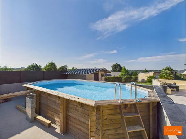 Pavillon de plain-pied tout confort avec piscine – Saint-Fraimbault-de-Prières